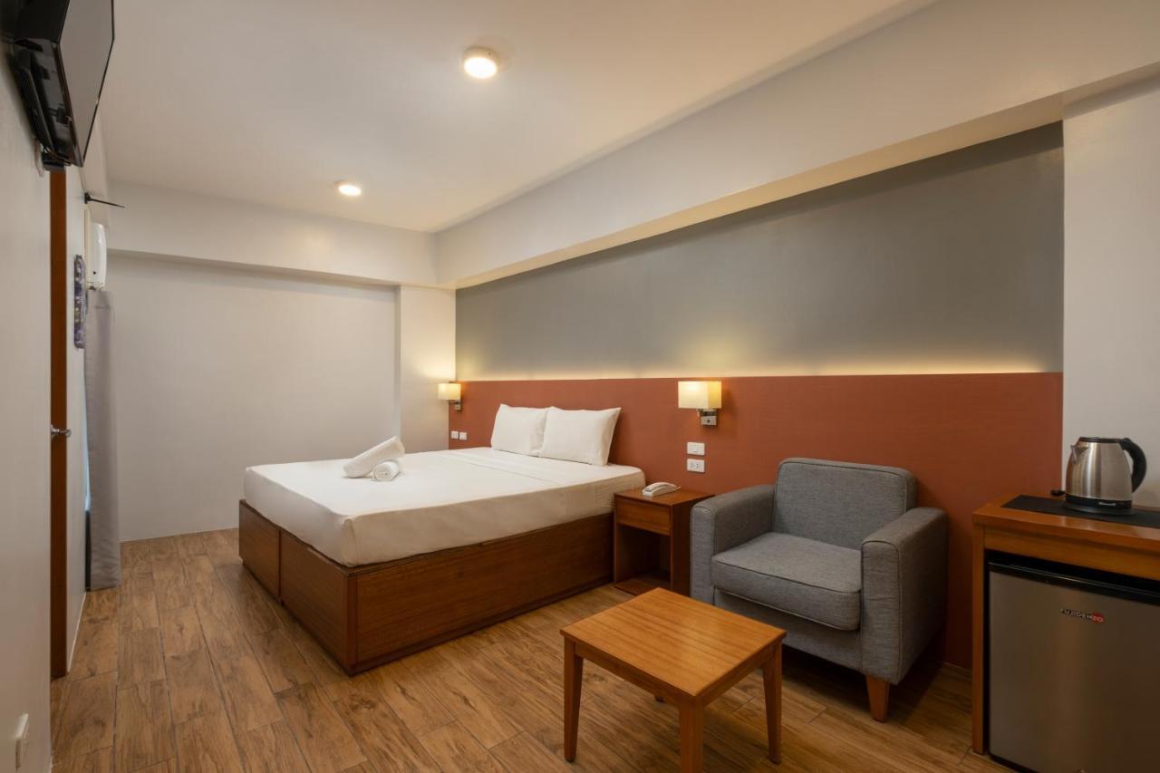 Ihotel Uptown Bgc Taguig Εξωτερικό φωτογραφία
