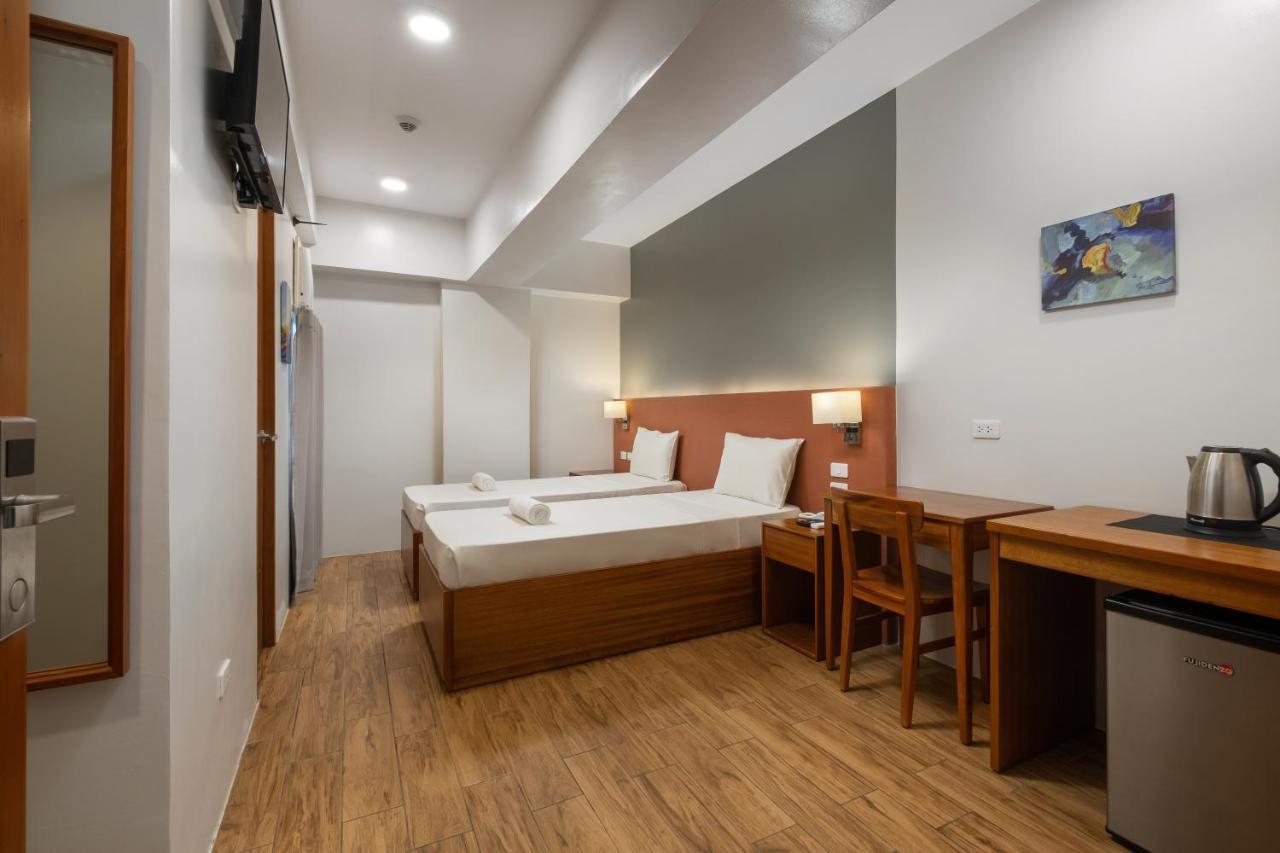 Ihotel Uptown Bgc Taguig Εξωτερικό φωτογραφία