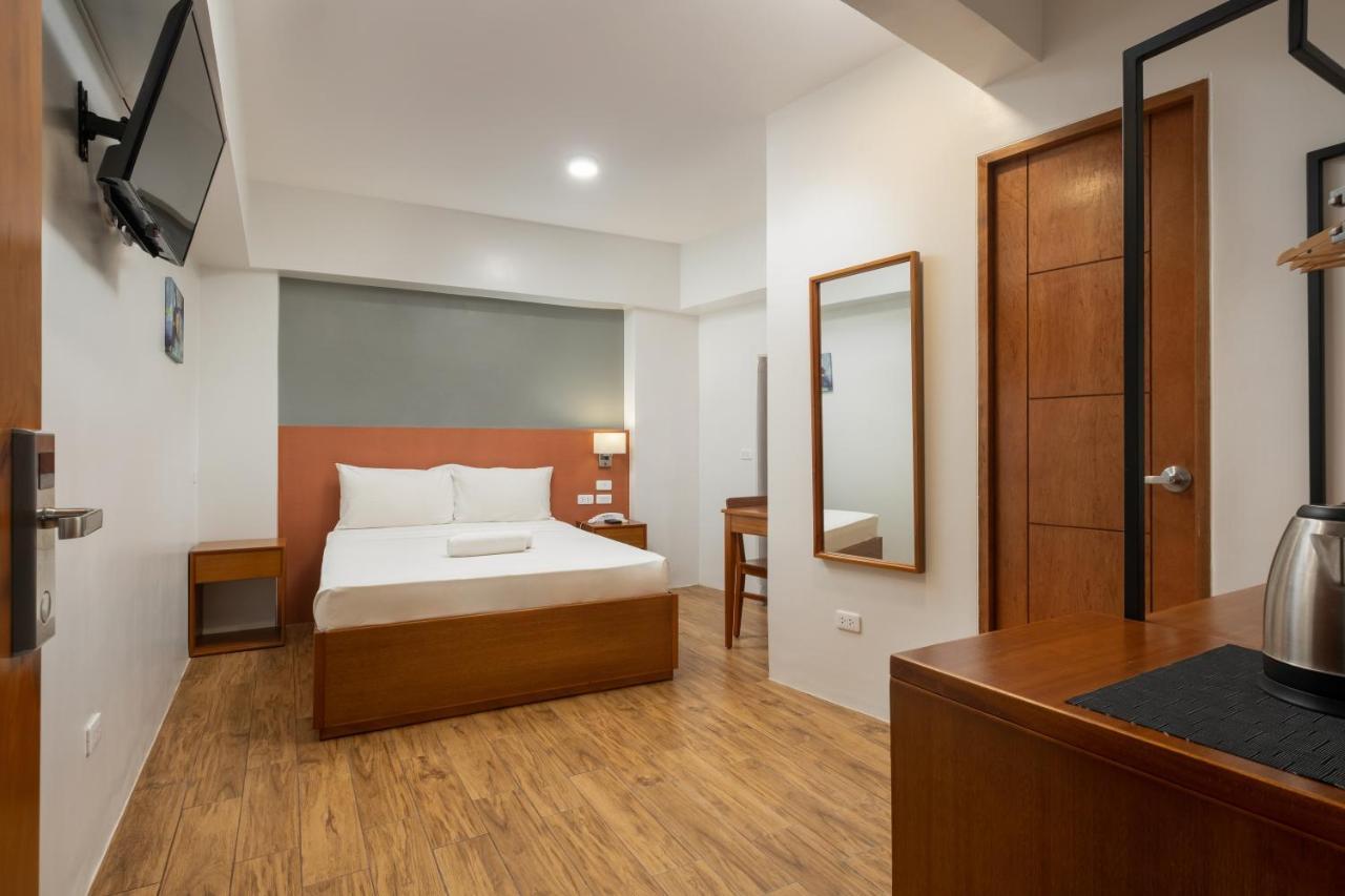 Ihotel Uptown Bgc Taguig Εξωτερικό φωτογραφία