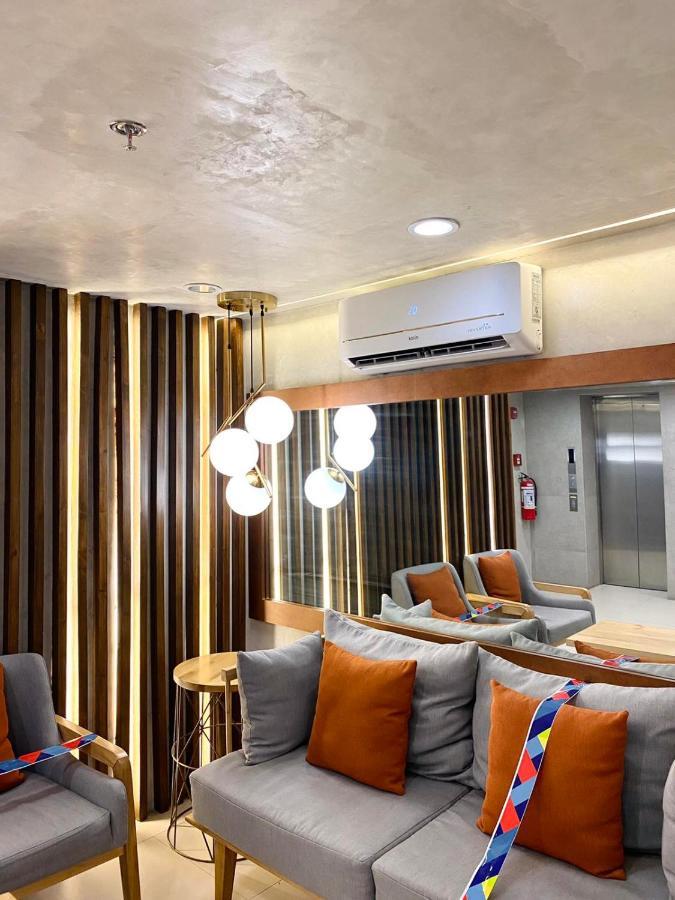 Ihotel Uptown Bgc Taguig Εξωτερικό φωτογραφία