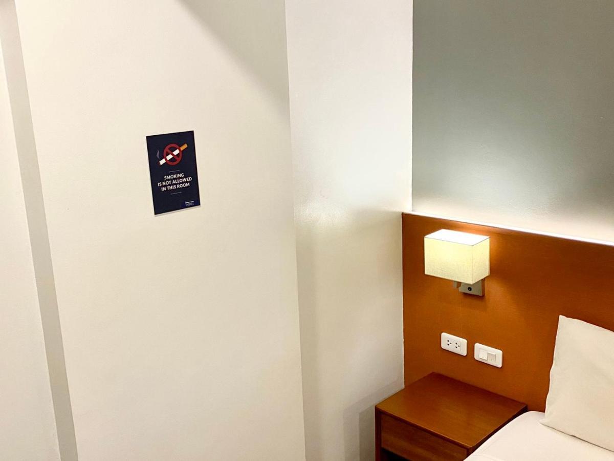 Ihotel Uptown Bgc Taguig Εξωτερικό φωτογραφία