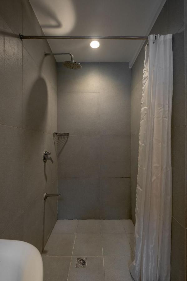 Ihotel Uptown Bgc Taguig Εξωτερικό φωτογραφία